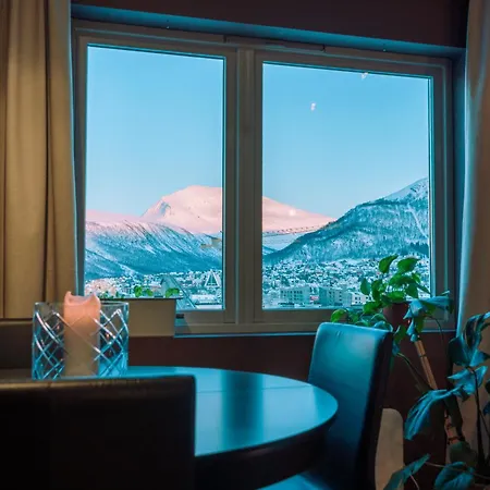 Cozy With Amazing View, Close To Centre Lägenhet